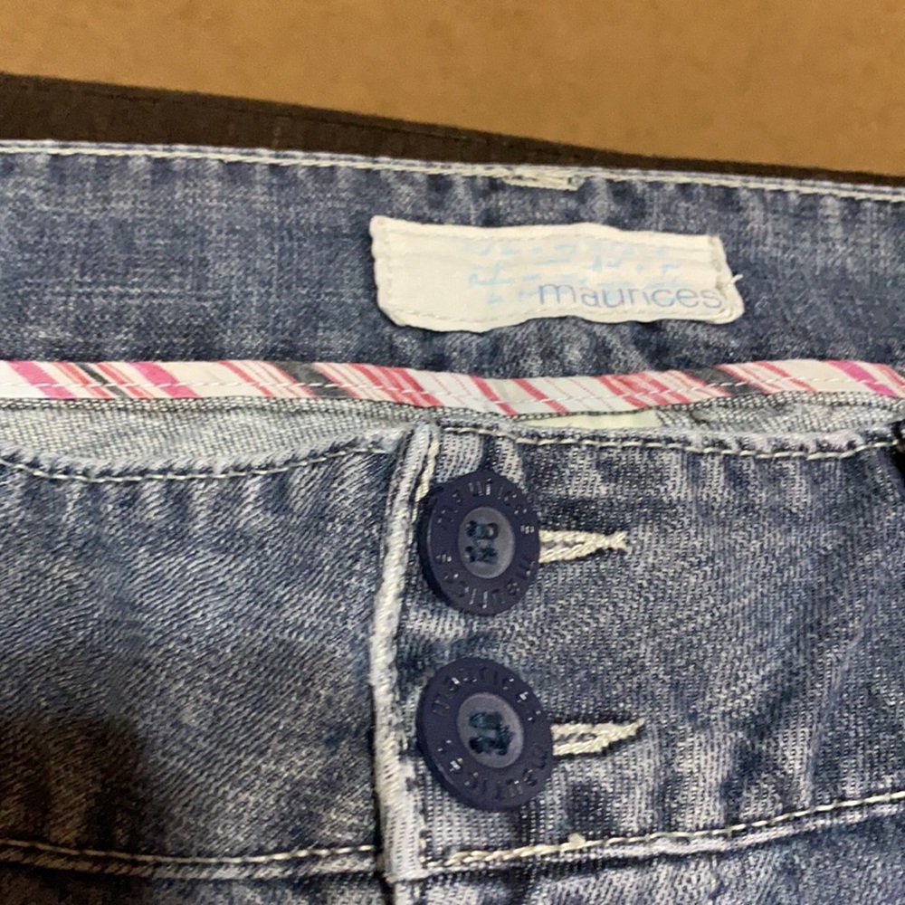 MAURICES Jeans 👖 - Picture 2 of 8